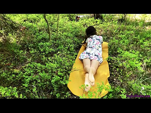 ❤️ Un străin de pe Tinder îmi masturbează păsărica și o fute cu pasiune în pădure ️ at ro.fuxporn-com.ru ❌️❤
